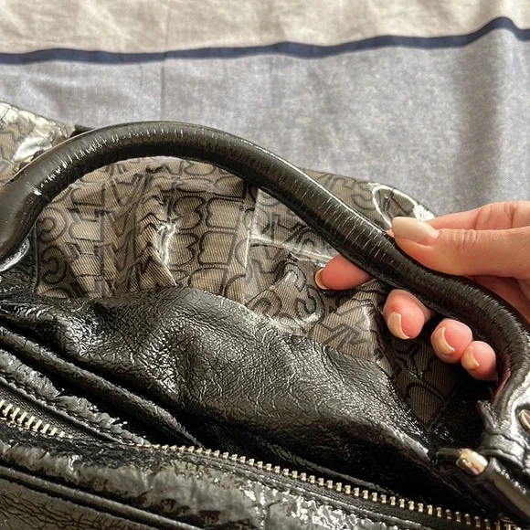 Marc by Marc Jacobs Handbag - Picture 9 of 10